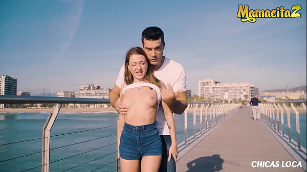 CHICAS LOCA - (Sandra & Ramon) Russian Vixen Takes Boner At The Beach