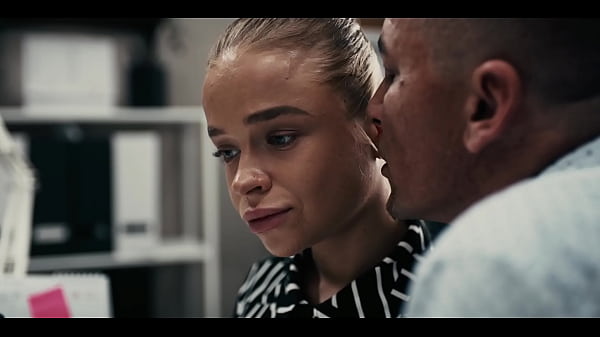 Wanton Golden-haired Gets Her Dream Interview Chief Freezes Time And Pounds Candidate - Jizz In Twat TRAILER