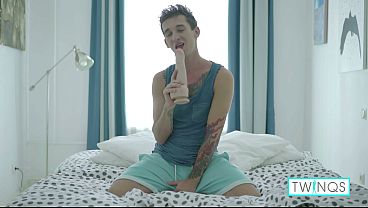 Dark-haired Inked Noah An Entices Orifice Bounces Toy To Voluptuous Seed!