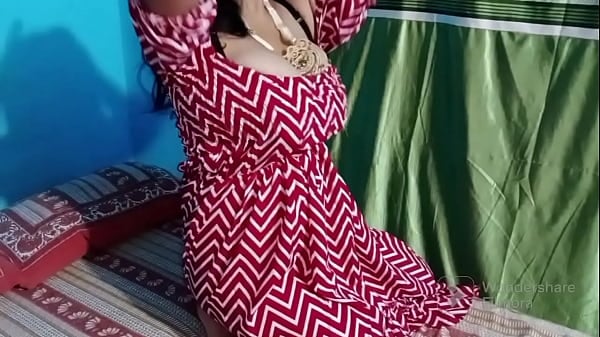 Nangi Bhabhi In Tempting Dress