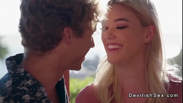 Married Bloke Drills Anothers Wife In The Beach Resort