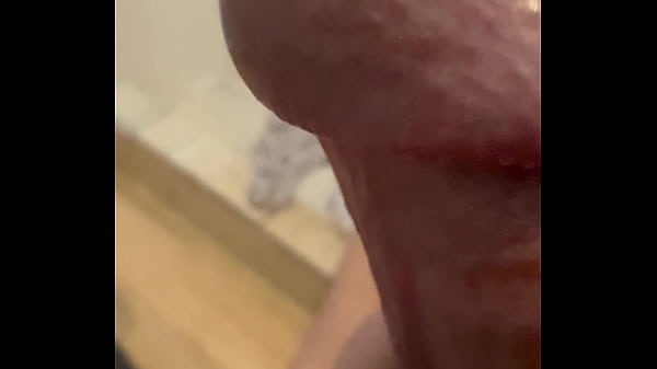 GLANDE EXCITADO CON LA CABEZA INCHADA