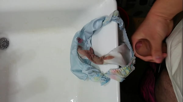 Cumming On Gfs Stepsister Panties