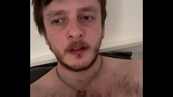 Public Utilize Cumslut Delivers All His Private Details