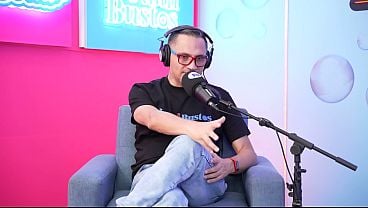 Hot Latina AlexxandraAcosta Tells Us How She Got Into Porn While Mounting The Sybian At Full Power Against Her Clitoris!