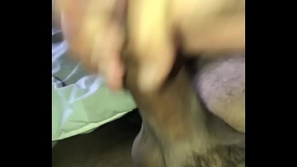 Punheta Na Cama #02