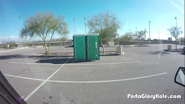 Porta Gloryhole Chubby Tramp In Public GH
