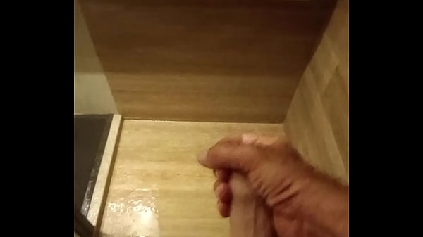 Dotado Tocando Uma No Banho